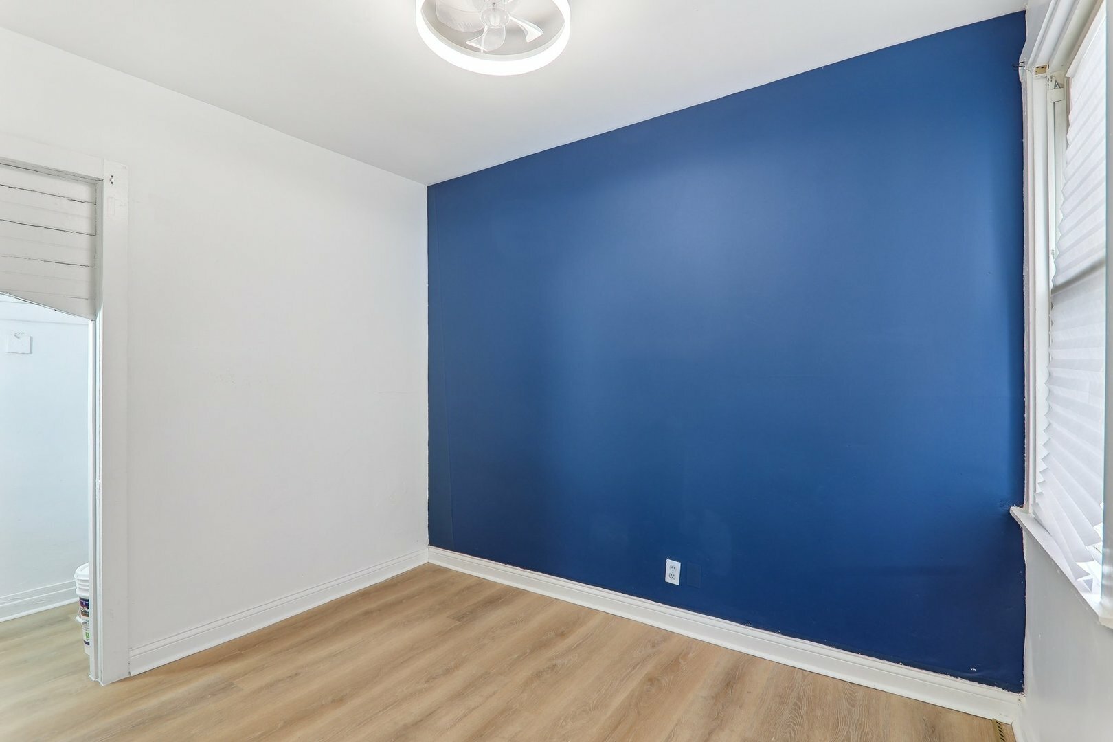 Property Photo: 8807 S Lowe Avenue IL 60620