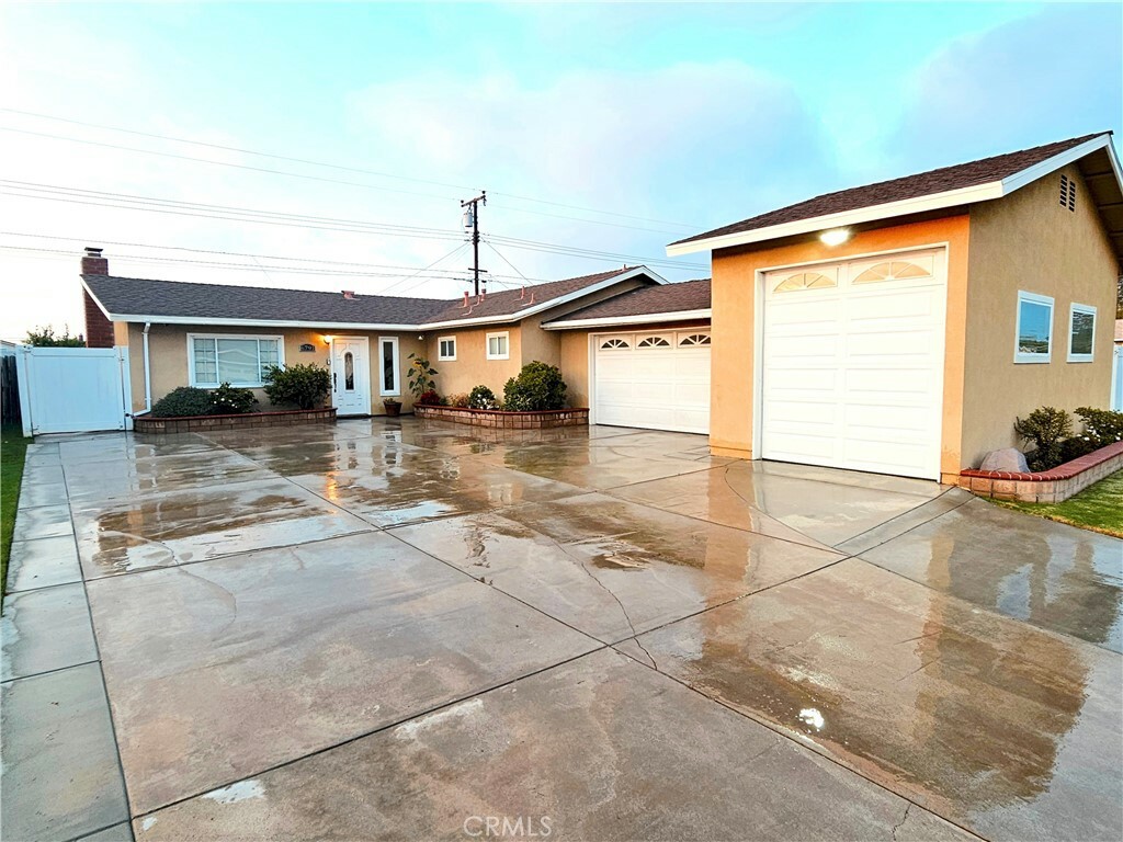 6791 Retherford Drive  Huntington Beach CA 92647 photo