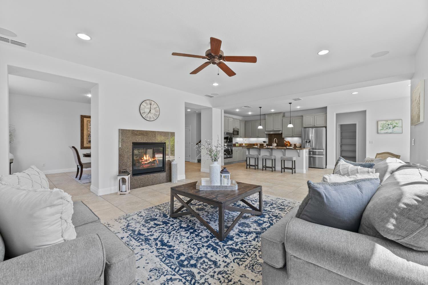 Property Photo: 3033 Copperwood CA 95762