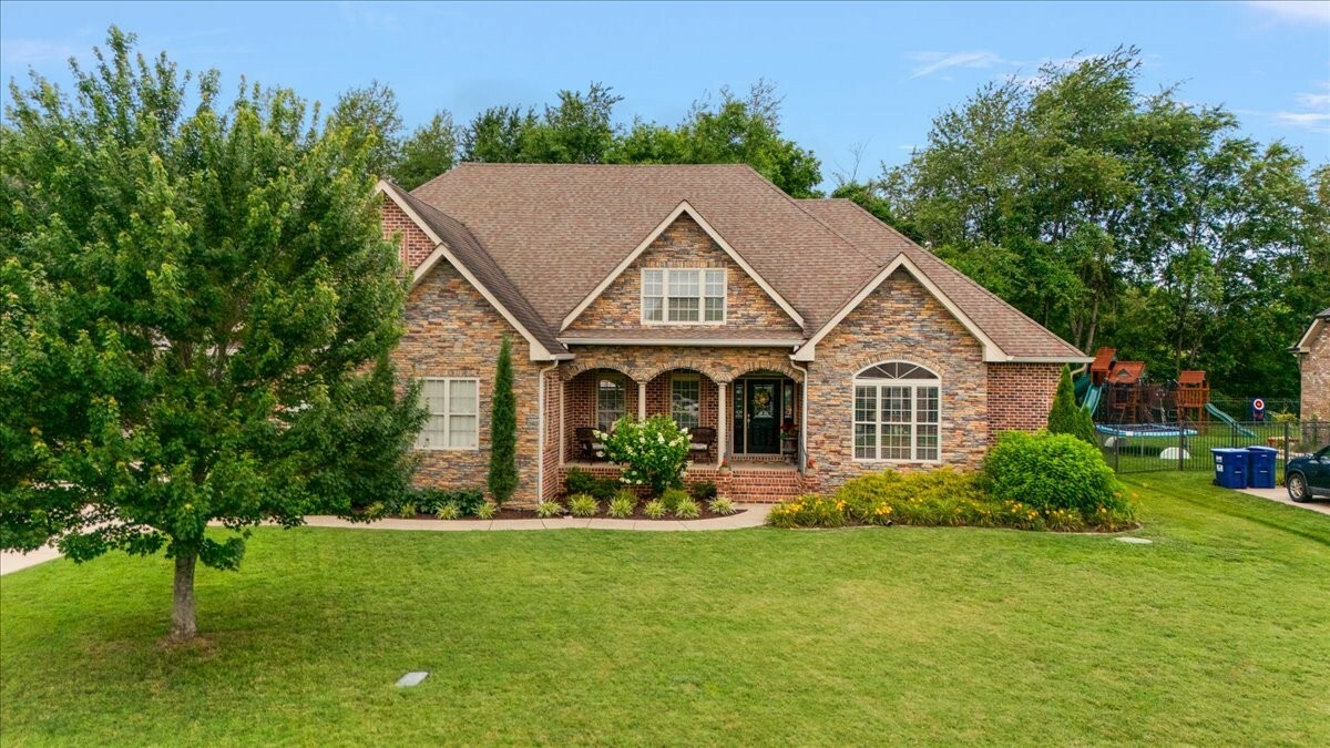 Property Photo: 3006 Landview Dr TN 37128