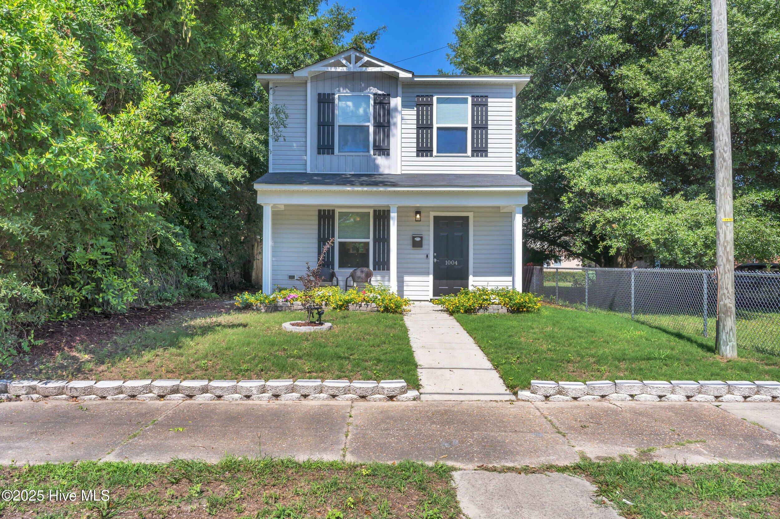 Property Photo: 1004 S 8th Street NC 28401