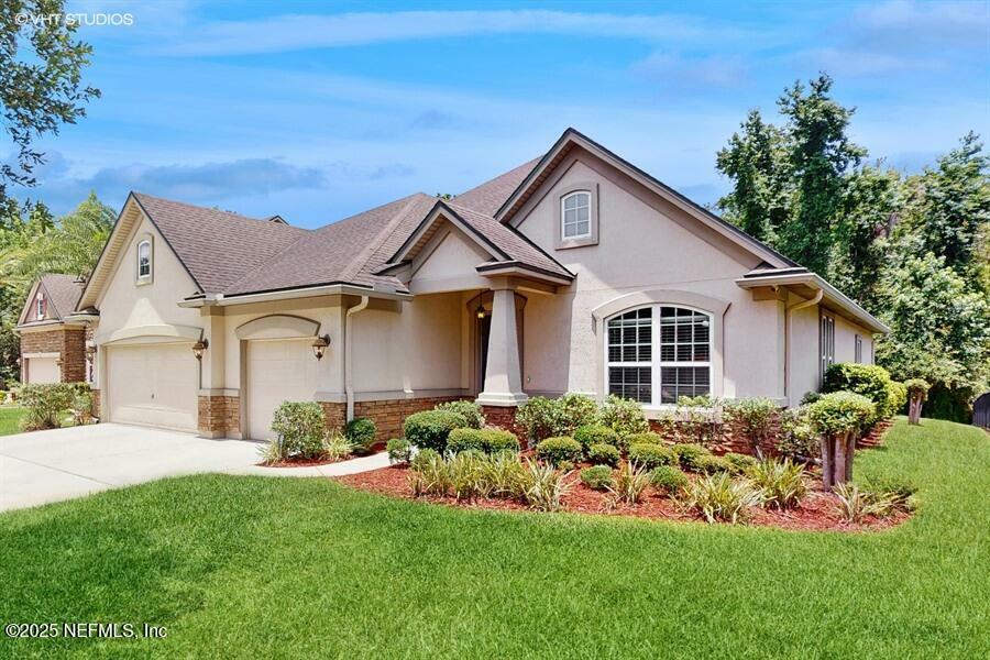 Property Photo: 1911 Salt Creek Drive FL 32003