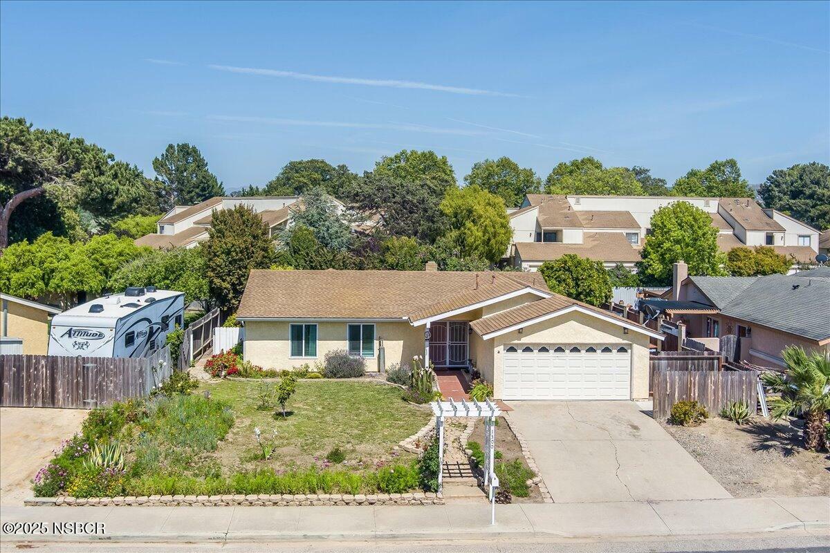 Property Photo: 1300 N 3rd Street CA 93436