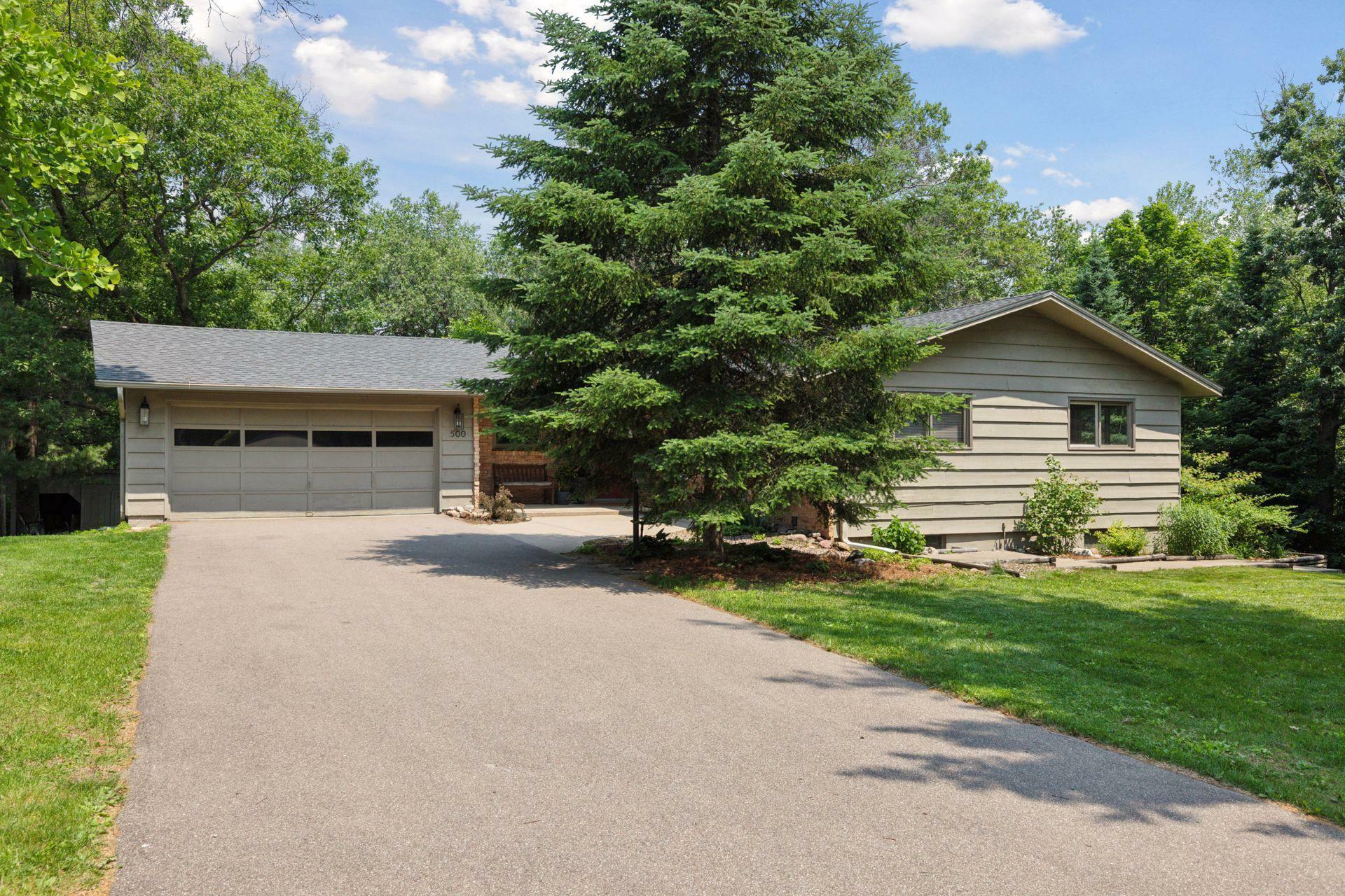 Property Photo: 500 Summit Lane MN 55337