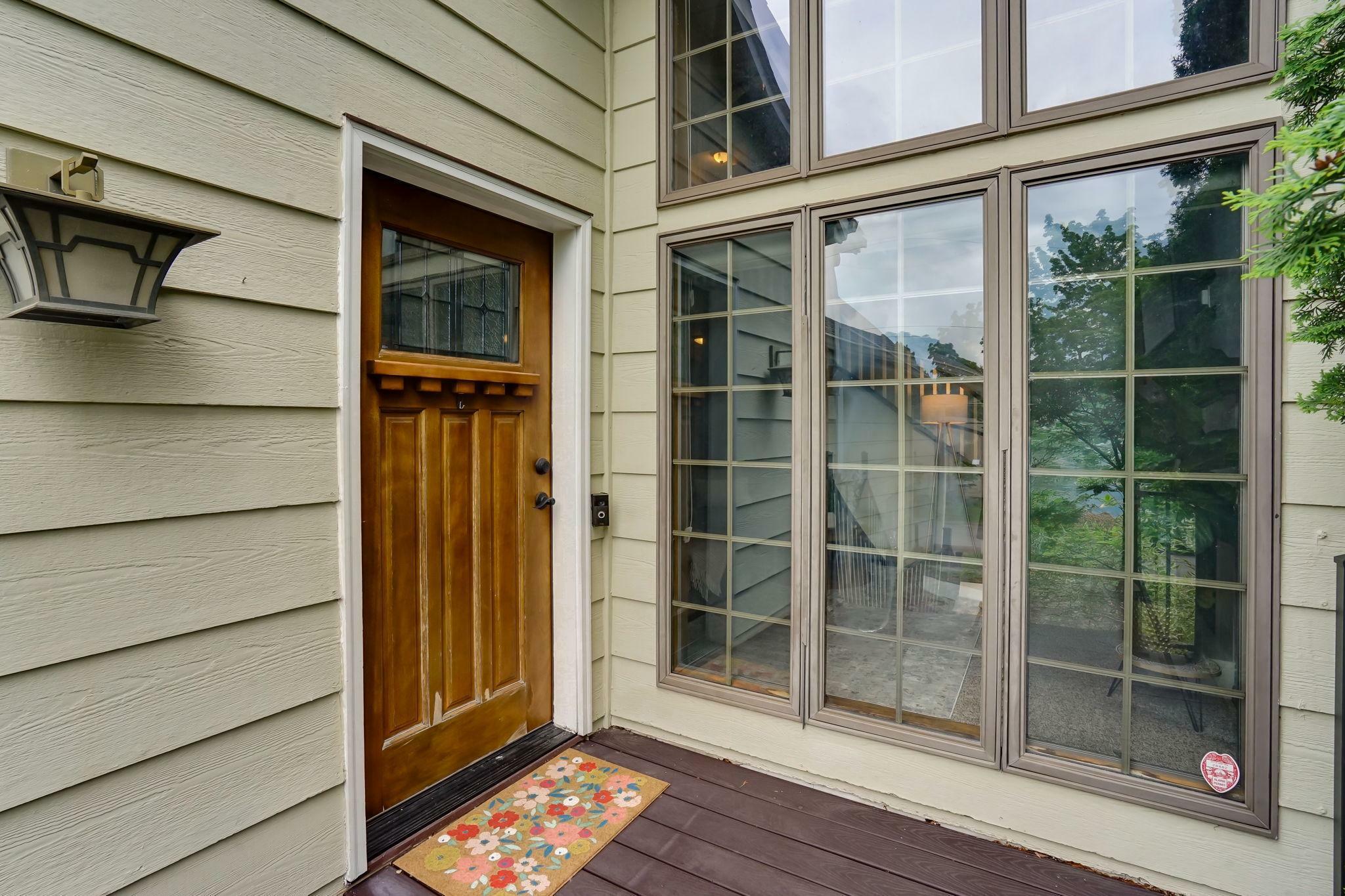 Property Photo: 1522 Desoto Street MN 55130