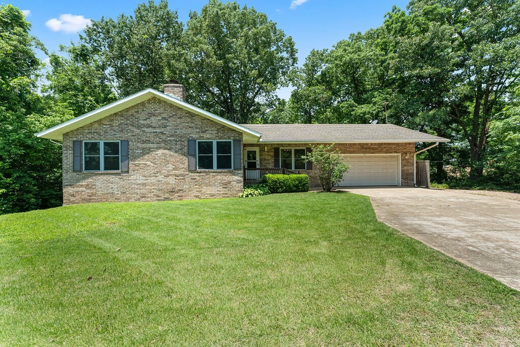 Property Photo: 10 Magrath Lane AR 72715