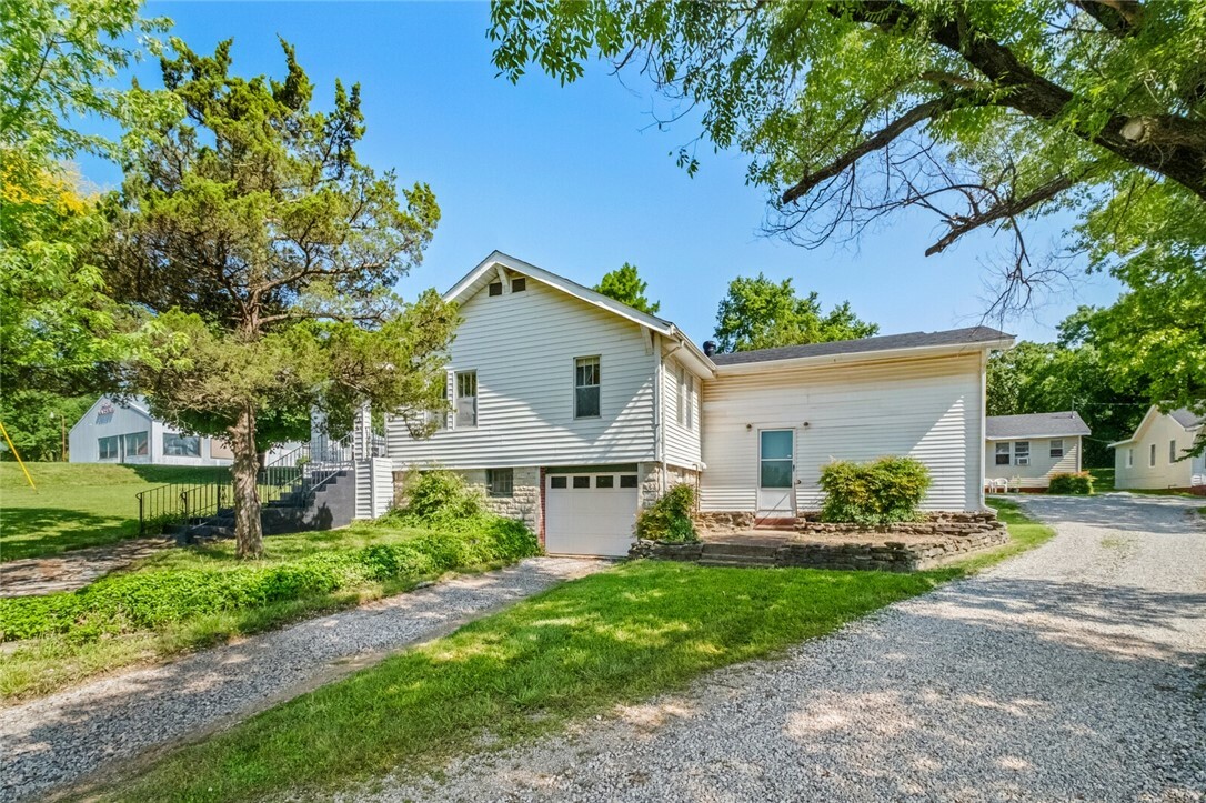 Property Photo: 1576 Highway 62 AR 72638