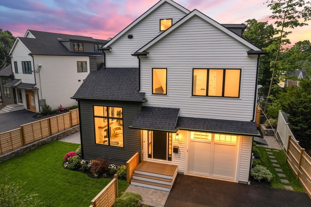 Property Photo: 7 Johnson Place 7 MA 02466