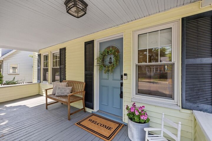Property Photo:  614 Summer St  MA 02474 