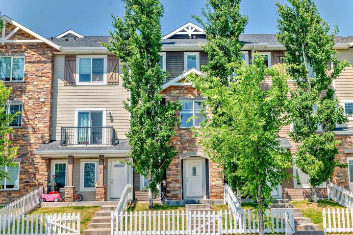 300 Marina Drive 55  Chestermere AB T1X 0P6 photo