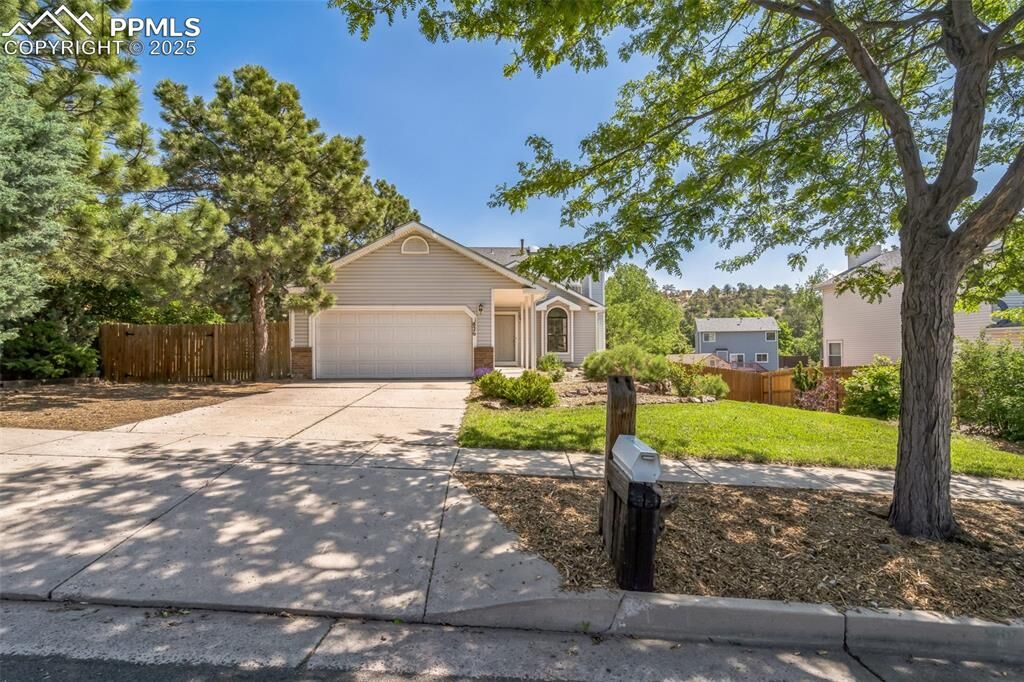 Property Photo:  1826 Palm Drive  CO 80918 