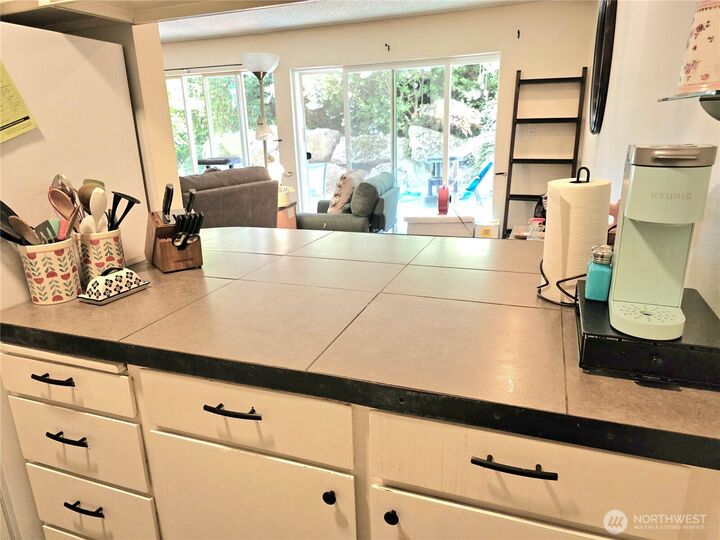 Property Photo:  7924  212th Street SW 104  WA 98026 