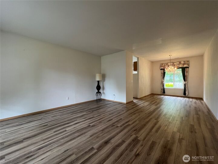 Property Photo: 15121 148th Street E WA 98360