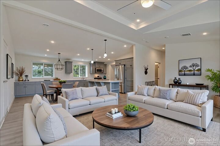 Property Photo:  2109  Timber Street 39  WA 98022 