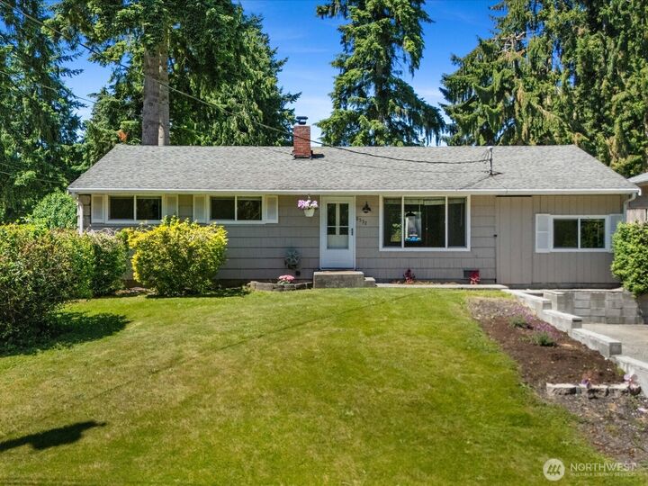 Property Photo:  8532 E Xavier Way  WA 98208 