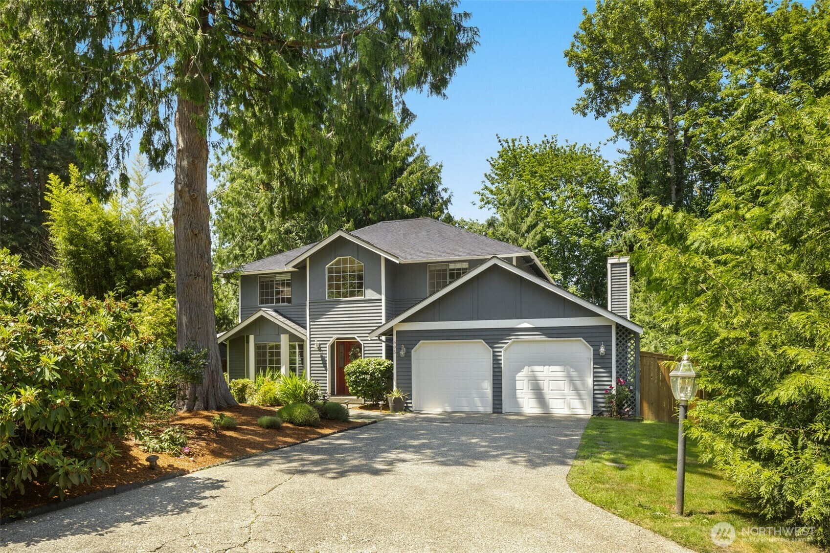 Property Photo: 695 Jasmine Place NW WA 98027