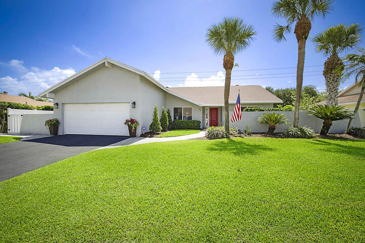 415 SW 27th Avenue  Delray Beach FL 33445 photo