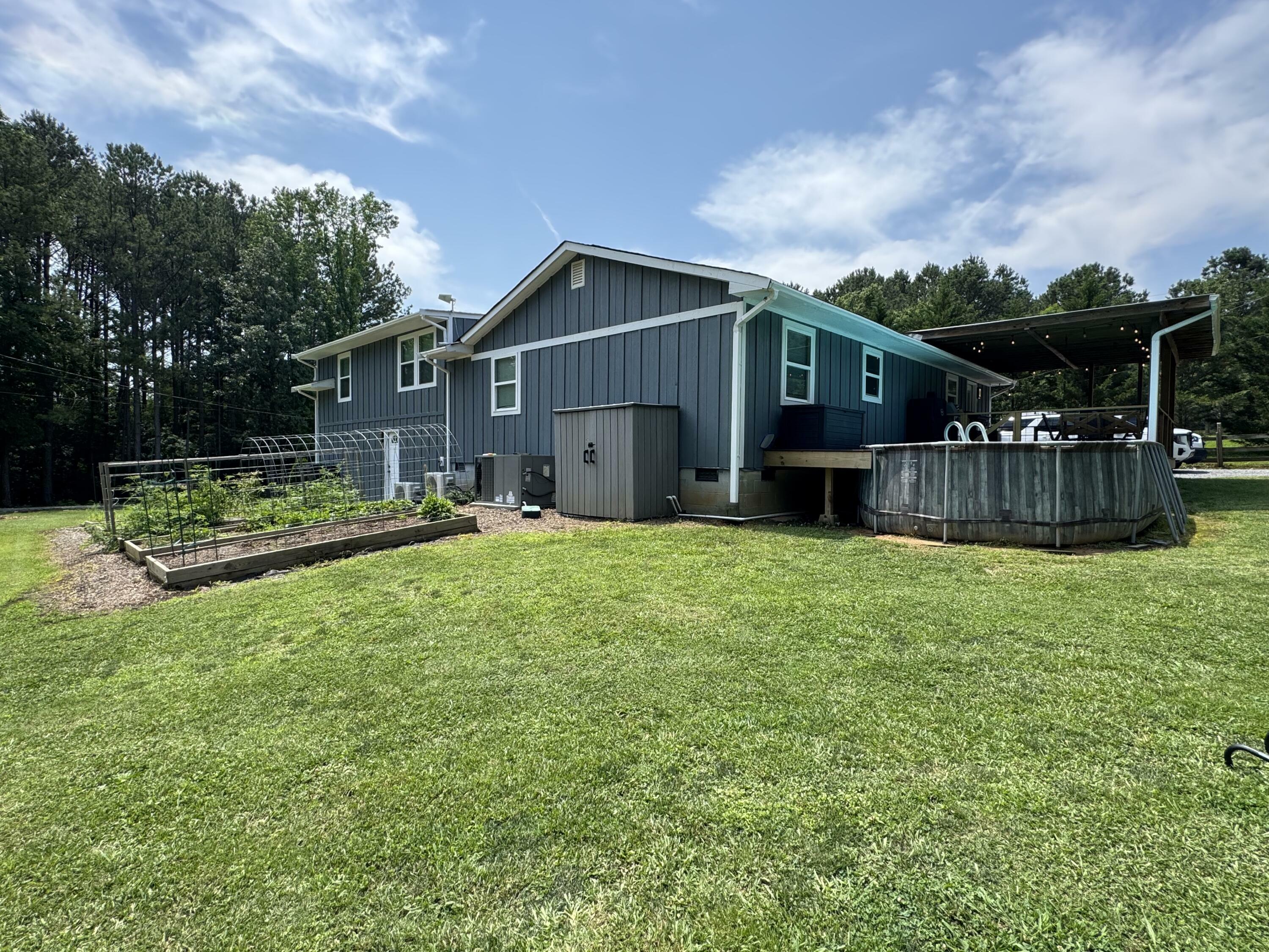 Property Photo: 408 Carson Road SE TN 37323