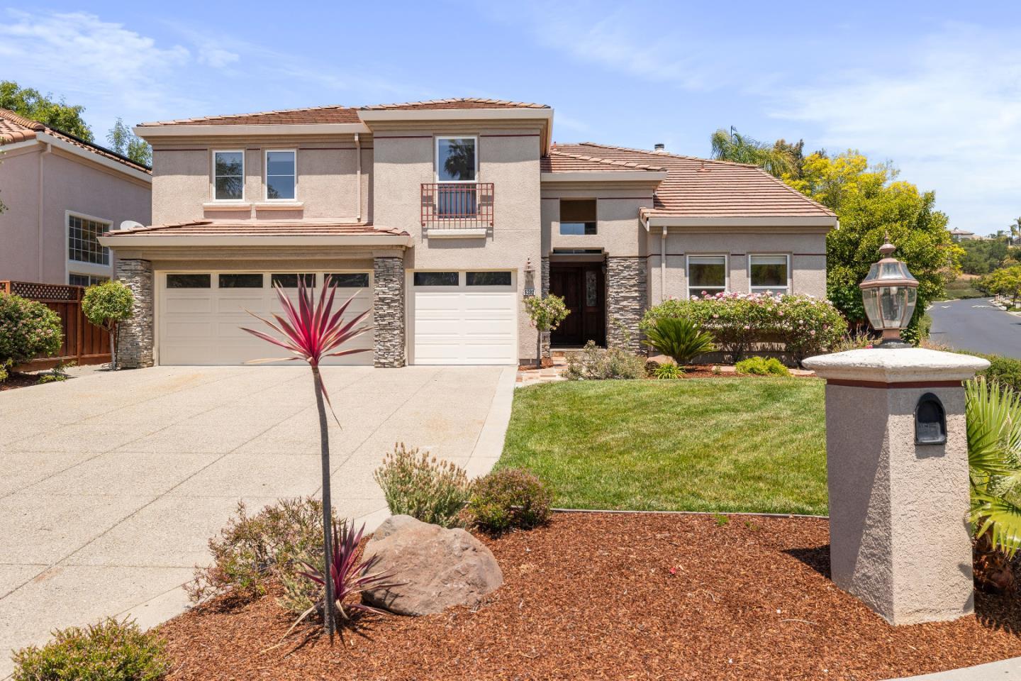 Property Photo: 5292 Apennines Circle CA 95138