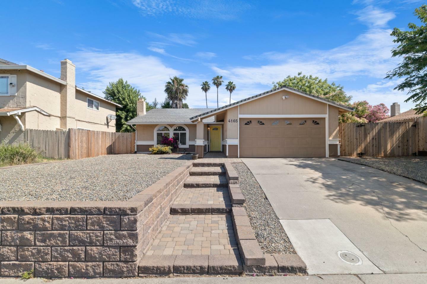 Property Photo: 4165 Ernestine Way CA 95660
