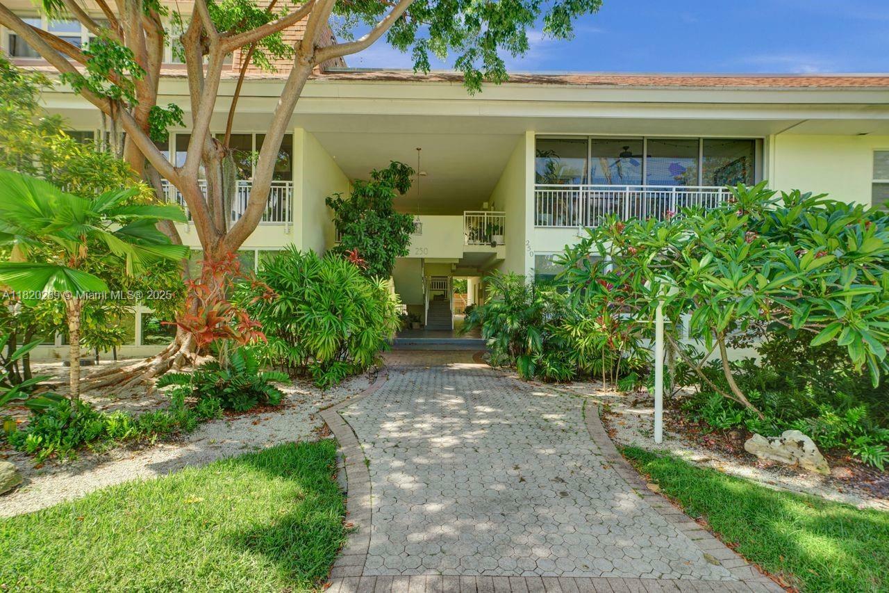 Property Photo: 260 Sunrise Dr E FL 33149