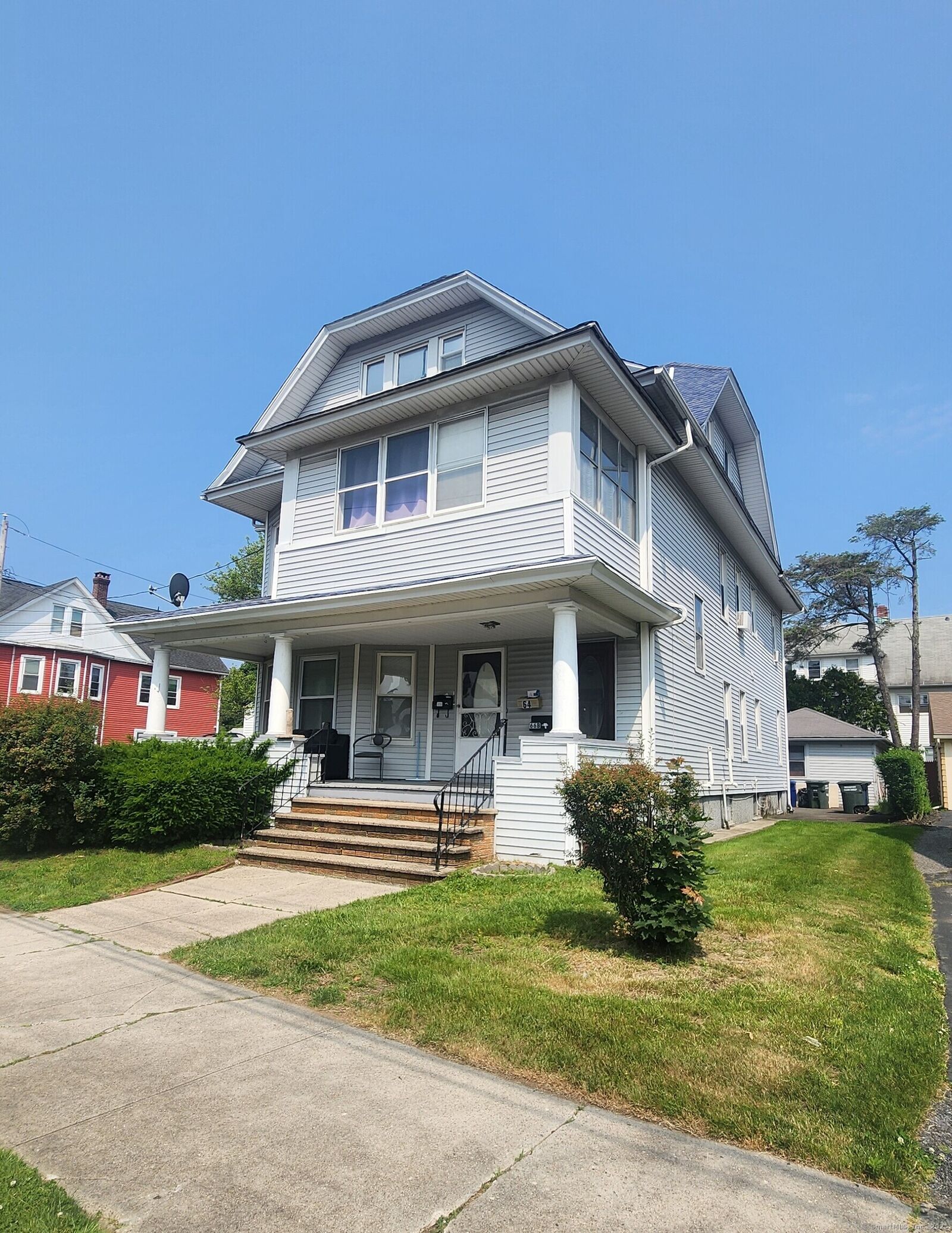 Property Photo:  64 Wade Street  CT 06604 