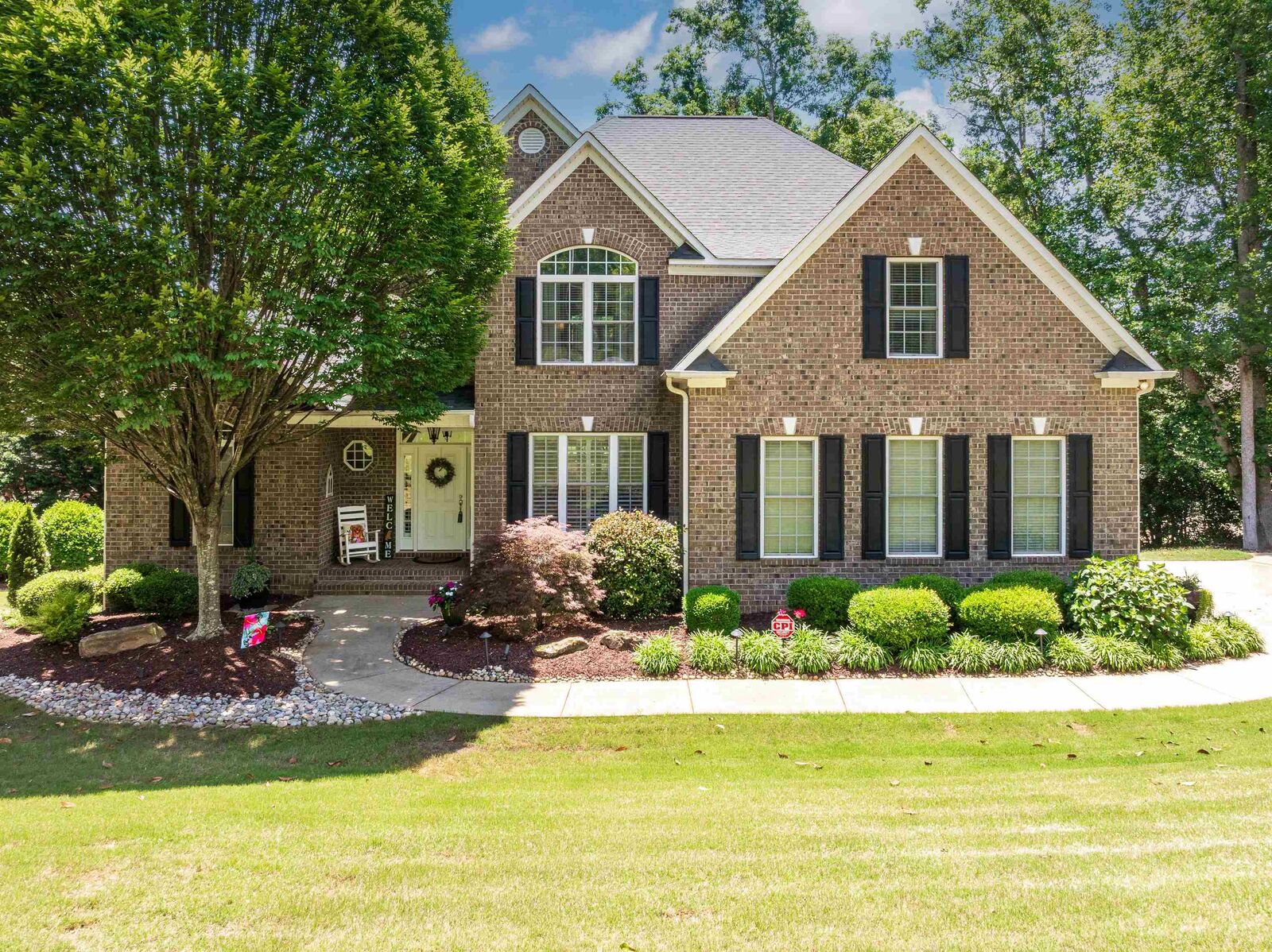 Property Photo:  301 Tarrigart Drive  SC 29369 