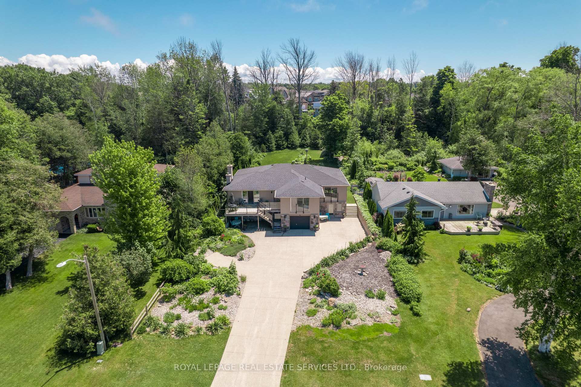 Property Photo: 39 Goderich Street ON N2Z 2L2