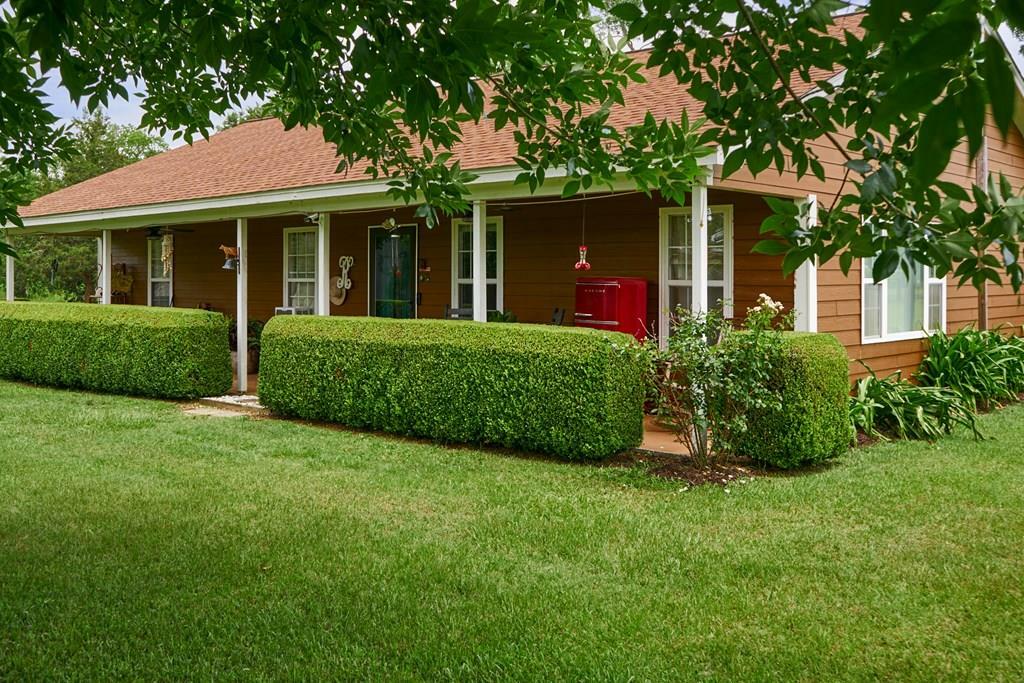 Property Photo: 365 Old Pavo Road GA 31778