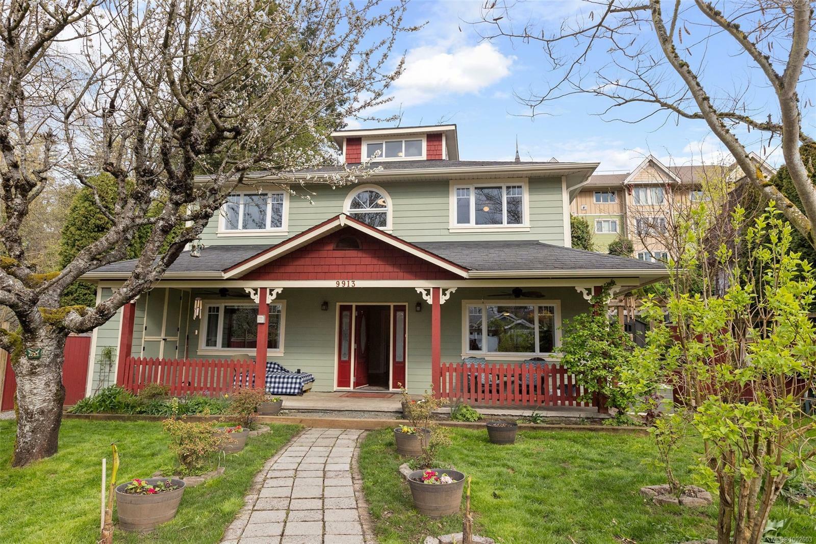 Property Photo: 9913 Maple St BC V0R 1K1