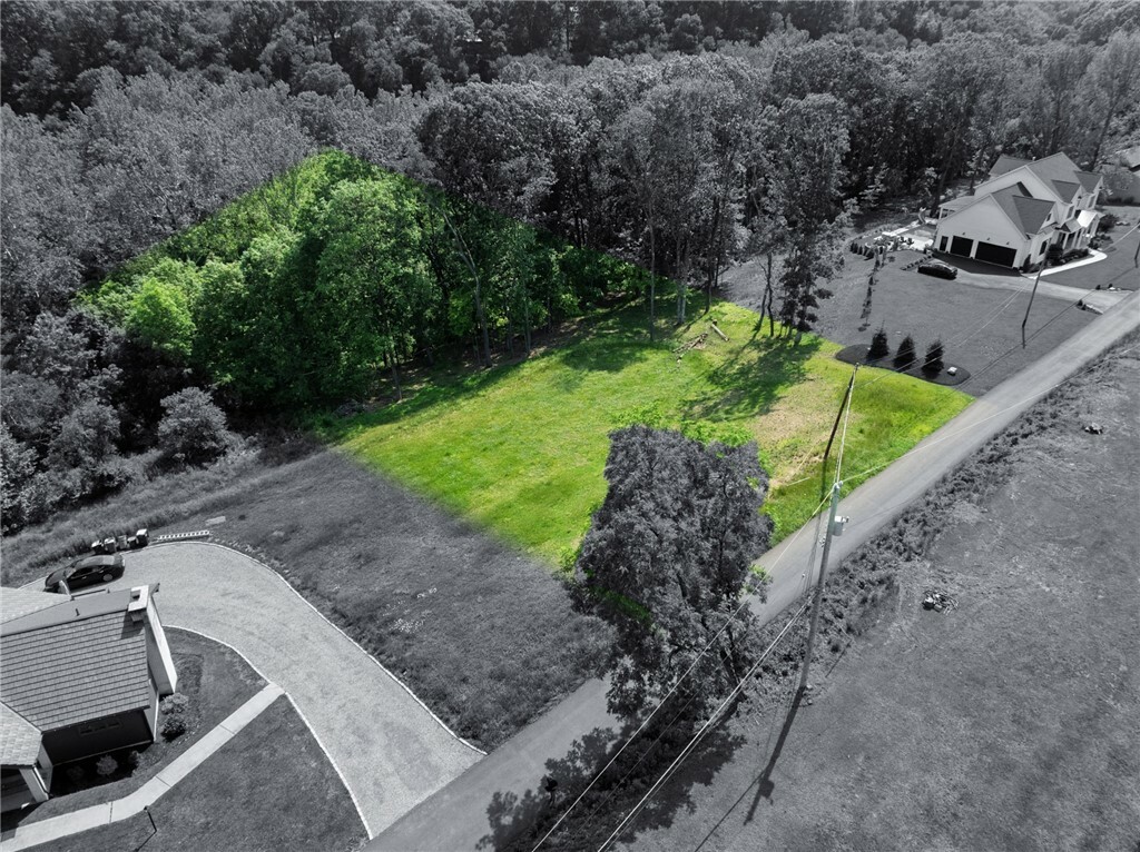 Property Photo: 2414 Wildwood Sample Rd PA 15101