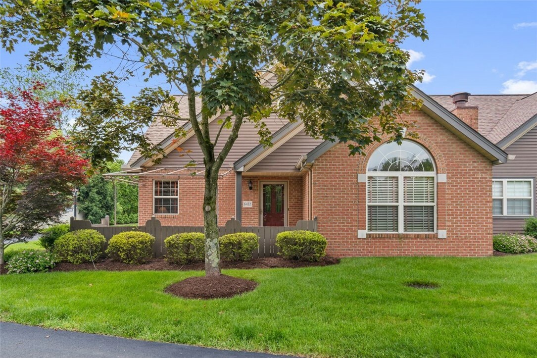 Property Photo: 6422 Jefferson Pointe Cir PA 15025