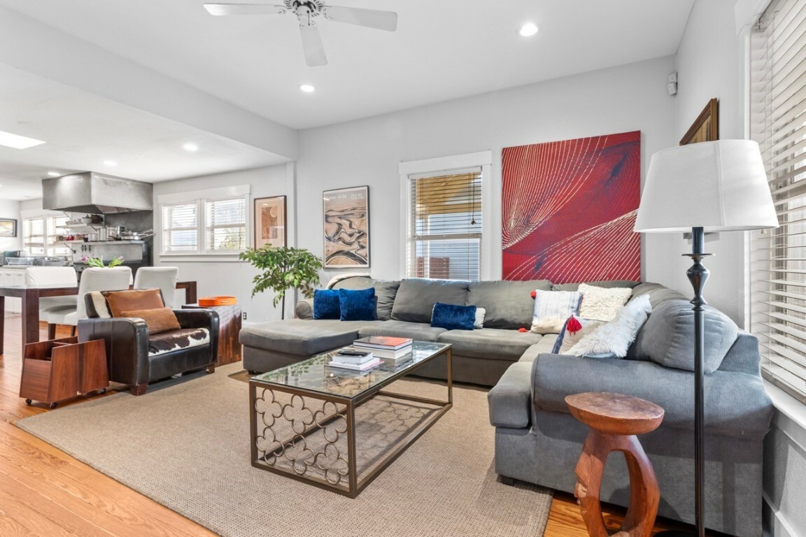 Property Photo: 1909 Eva St TX 78704