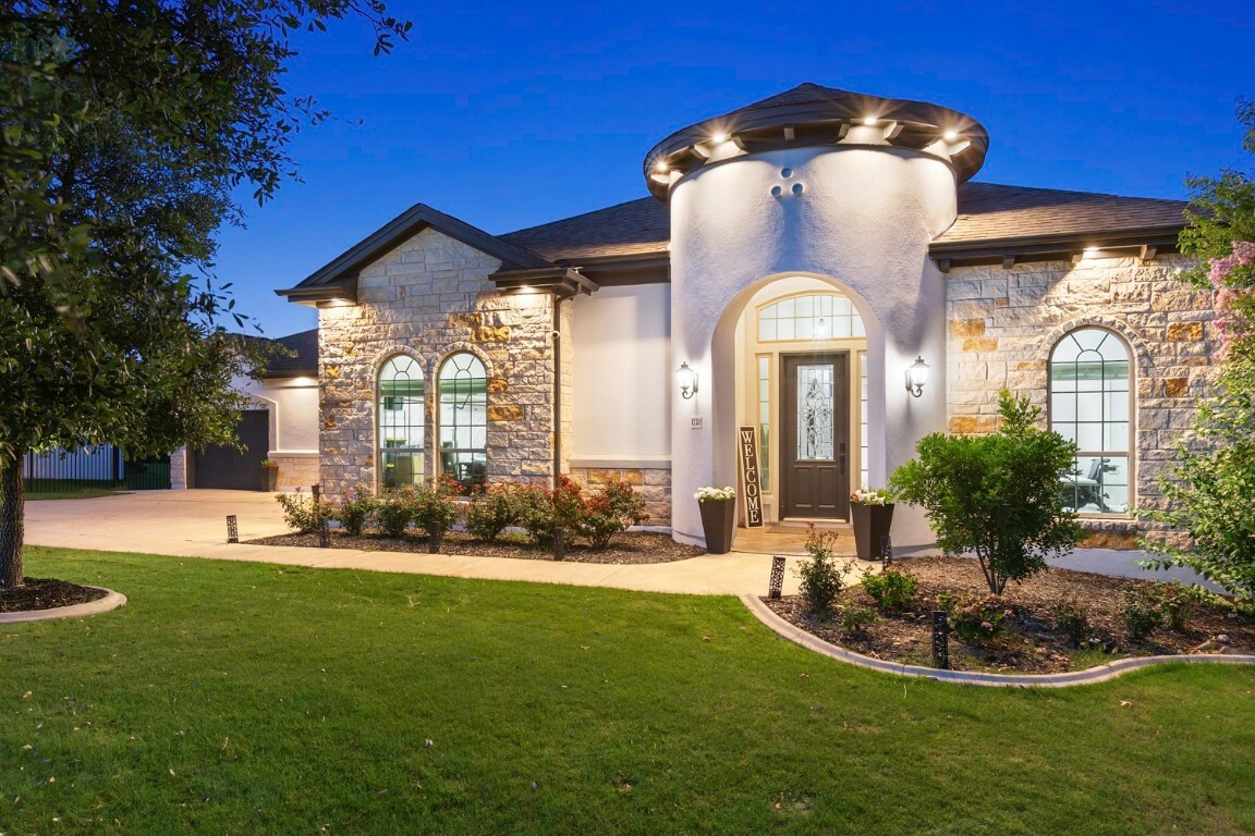 Property Photo: 1720 Boscello Court TX 78641