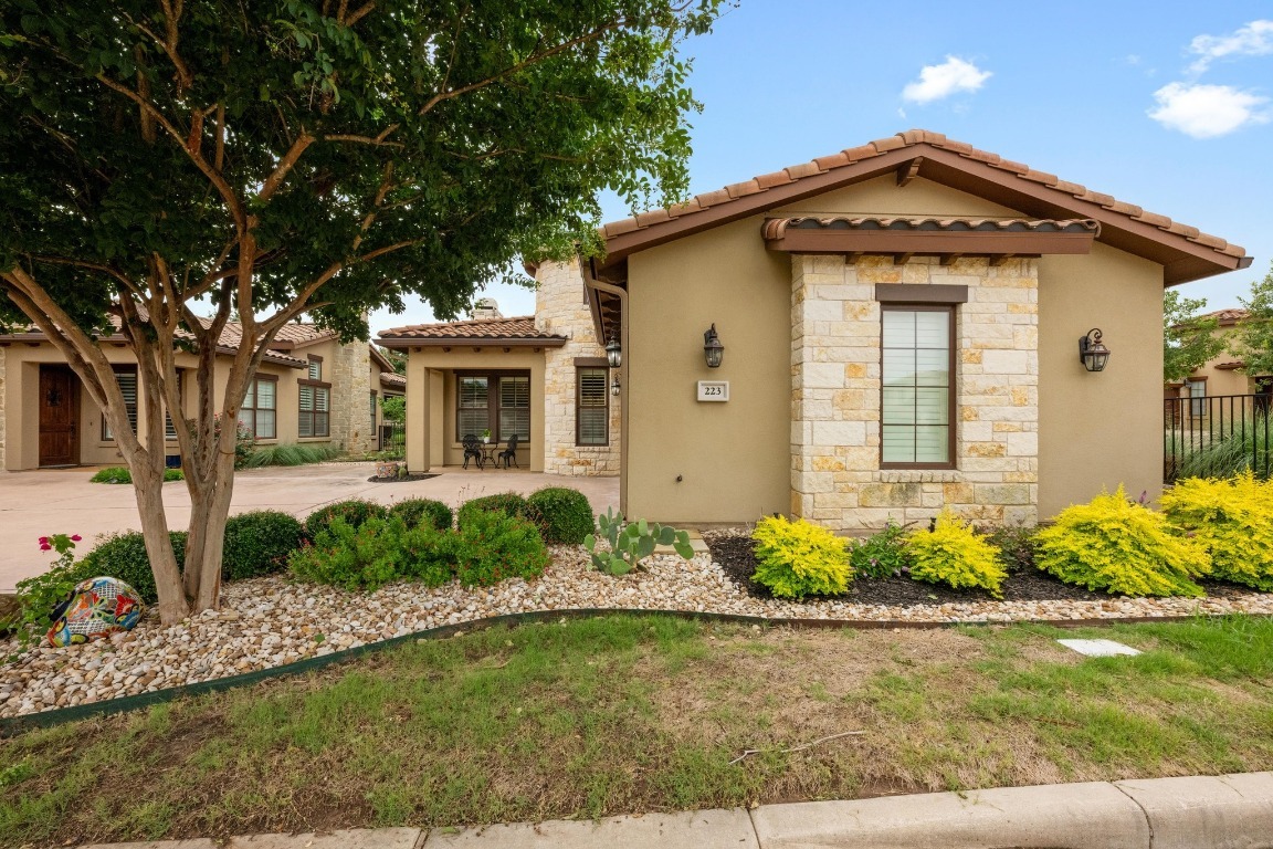 Property Photo: 223 Delfino Circle TX 78734