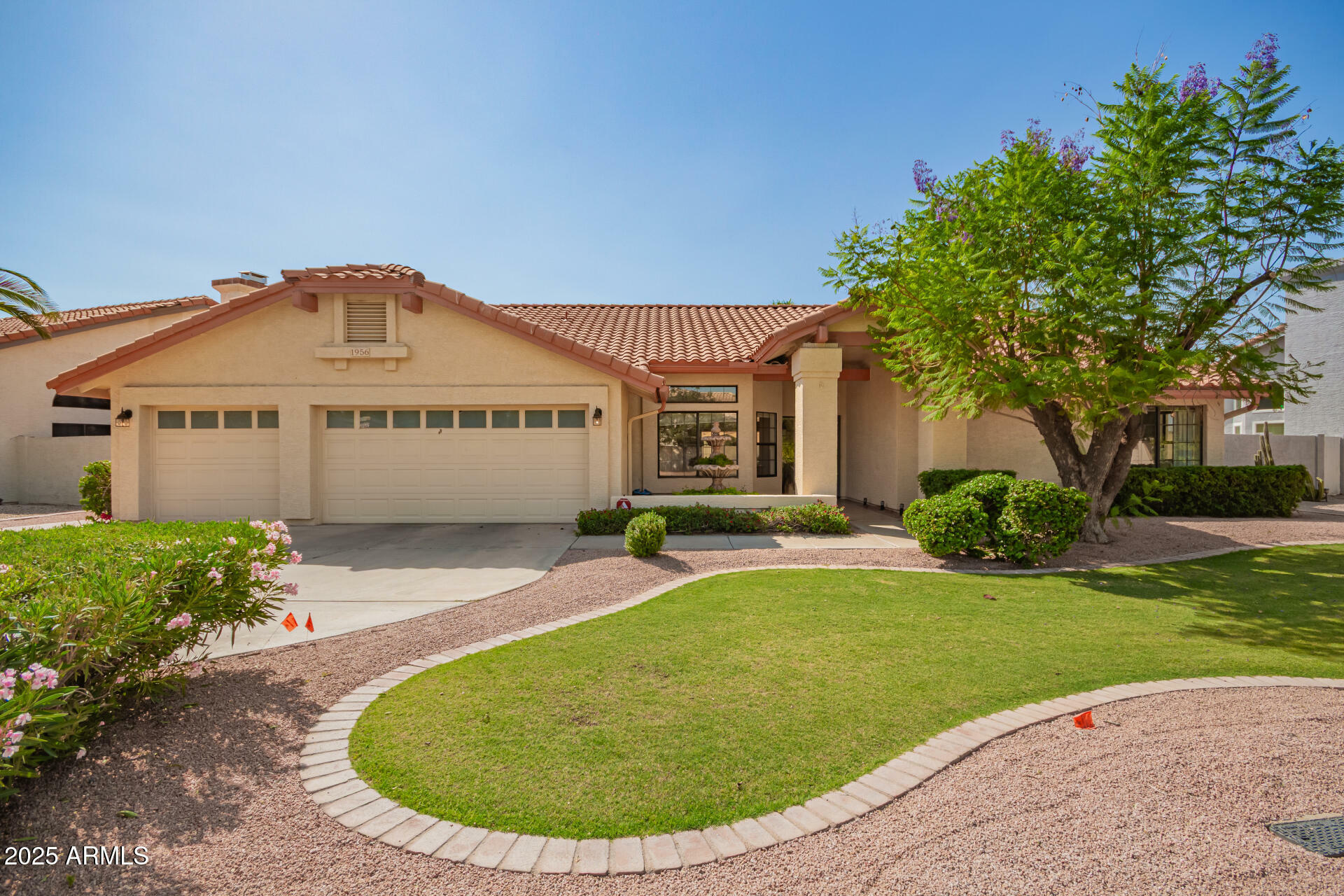 Property Photo: 1956 E Calle De Caballos -- AZ 85284