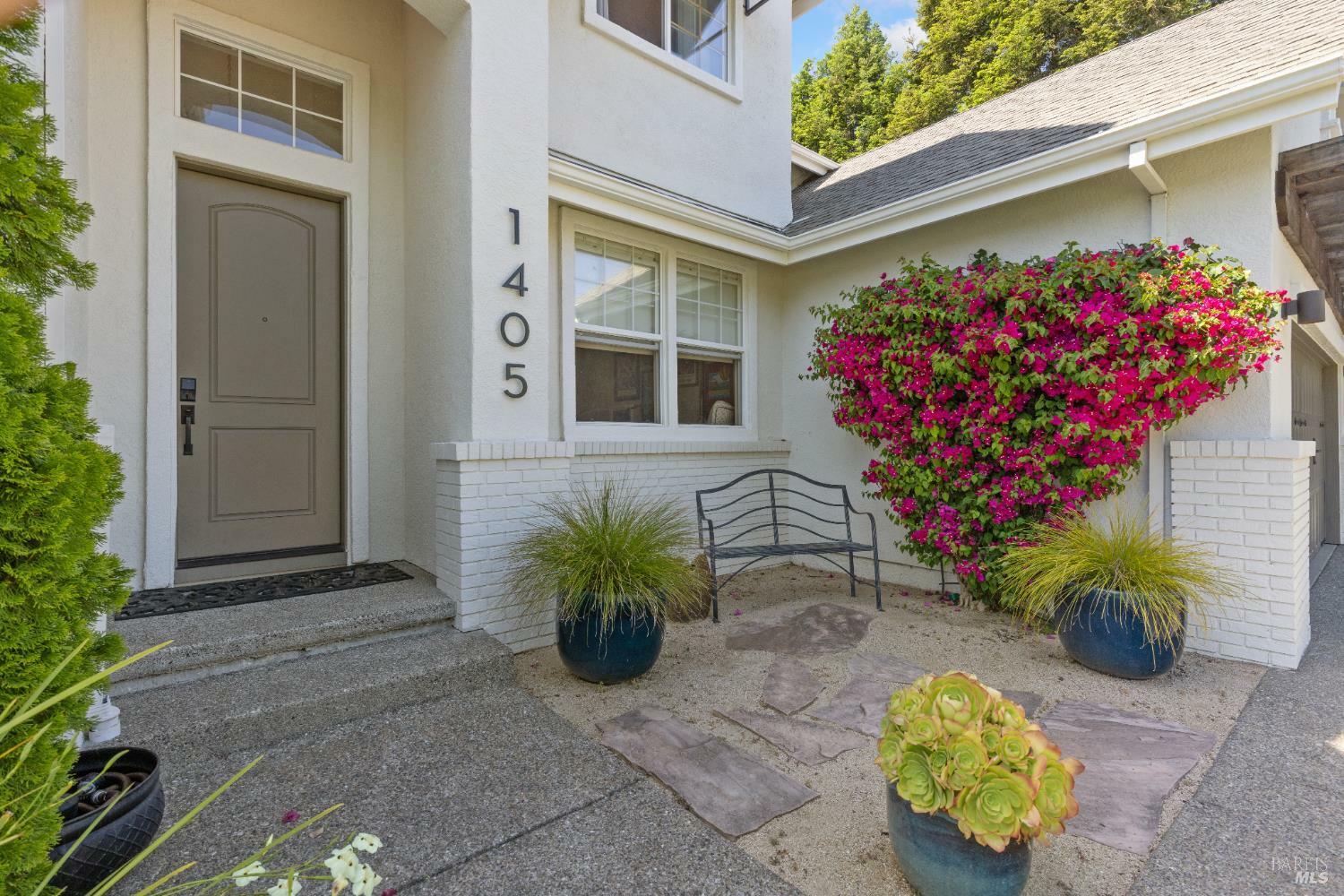 Property Photo: 1405 Snowy Egret Drive CA 95409