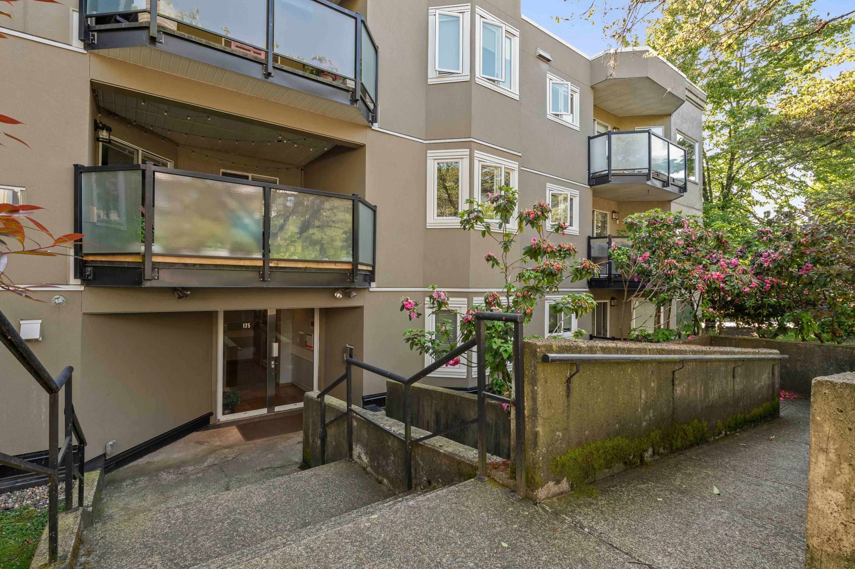 Property Photo:  175 W 4th Street 105  BC V7M 1H6 