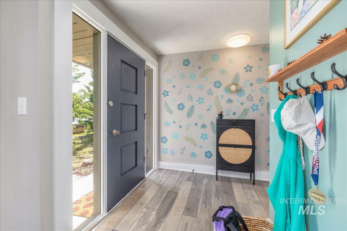 Property Photo: 8831 W Westbrook Dr ID 83704