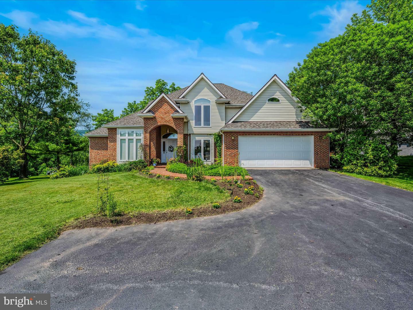 Property Photo: 564 Peace Pipe Lane WV 25427
