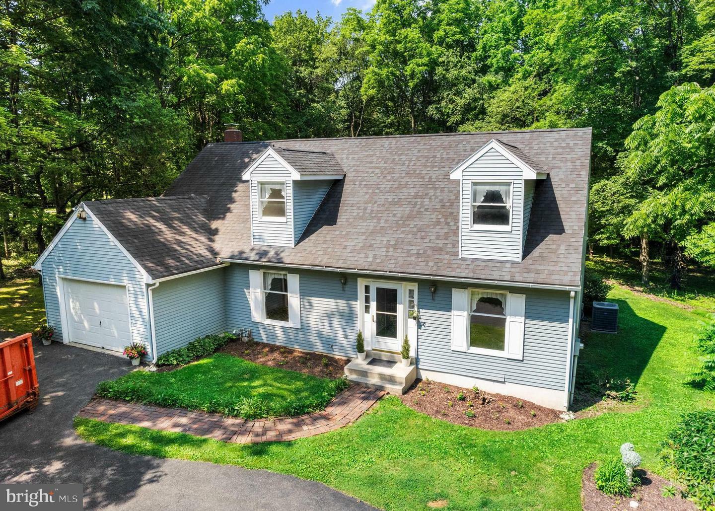 Property Photo: 284 Data Road PA 19533