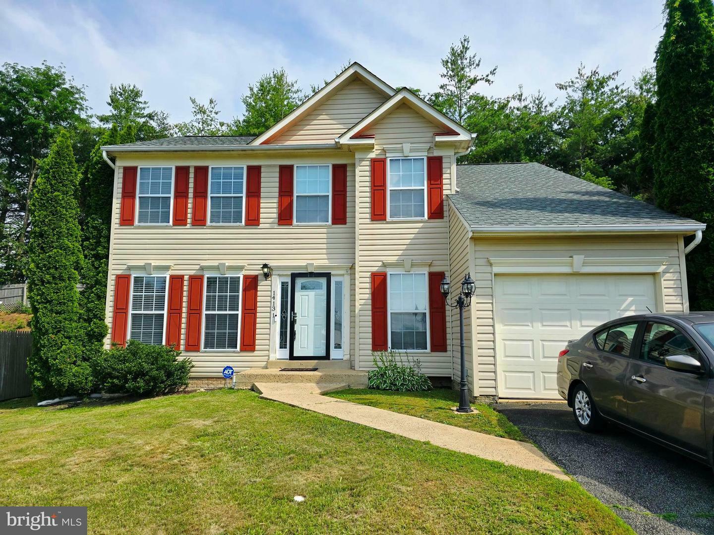 Property Photo: 14131 Rockinghorse Drive VA 22193