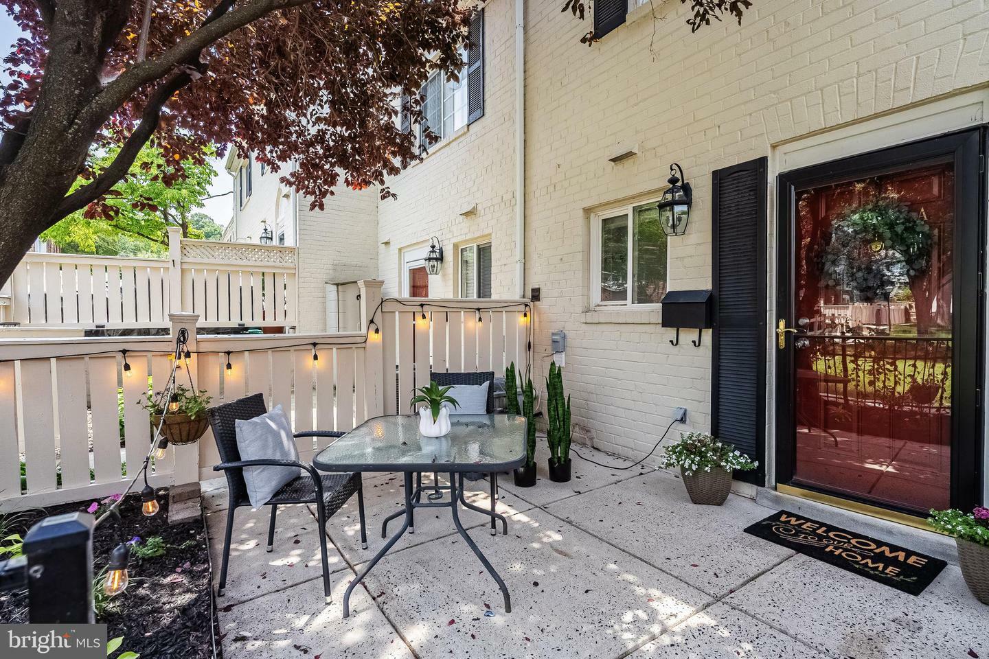 Property Photo: 1405 N Van Dorn Street A VA 22304