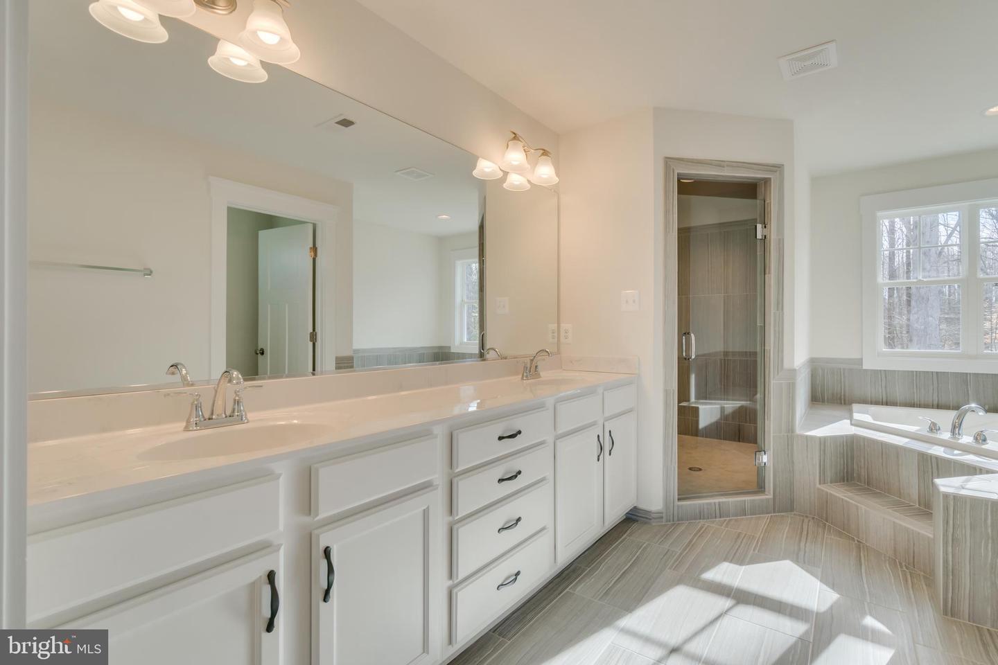 Property Photo: 2 Bluebird Lane VA 22554