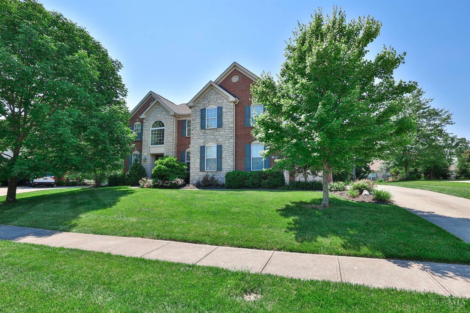 Property Photo: 465 Stoney Path Court OH 45065
