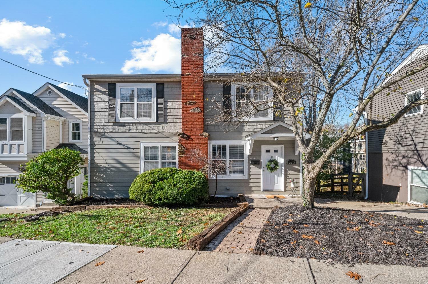 Property Photo: 573 Hoge Street OH 45226