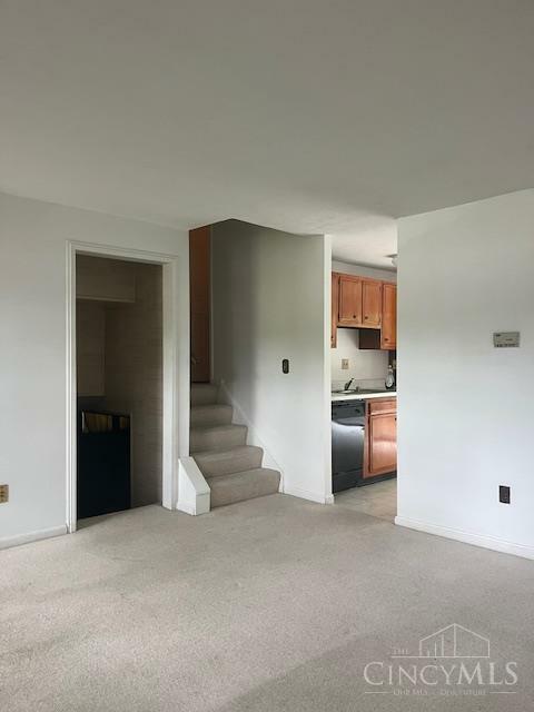 Property Photo: 1810 W Kemper Road OH 45240