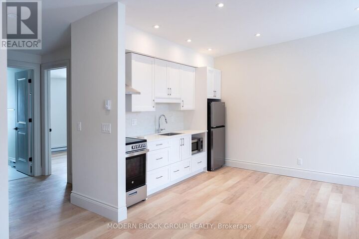 Property Photo: 5 Clothier Street West 107 ON K0G 1J0