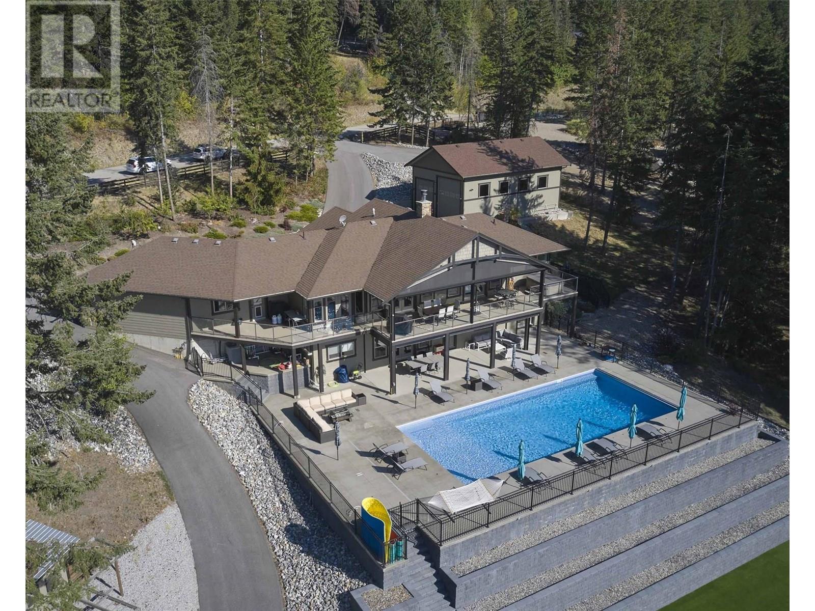 Property Photo: 6032 Lynx Drive BC V1B 3J5