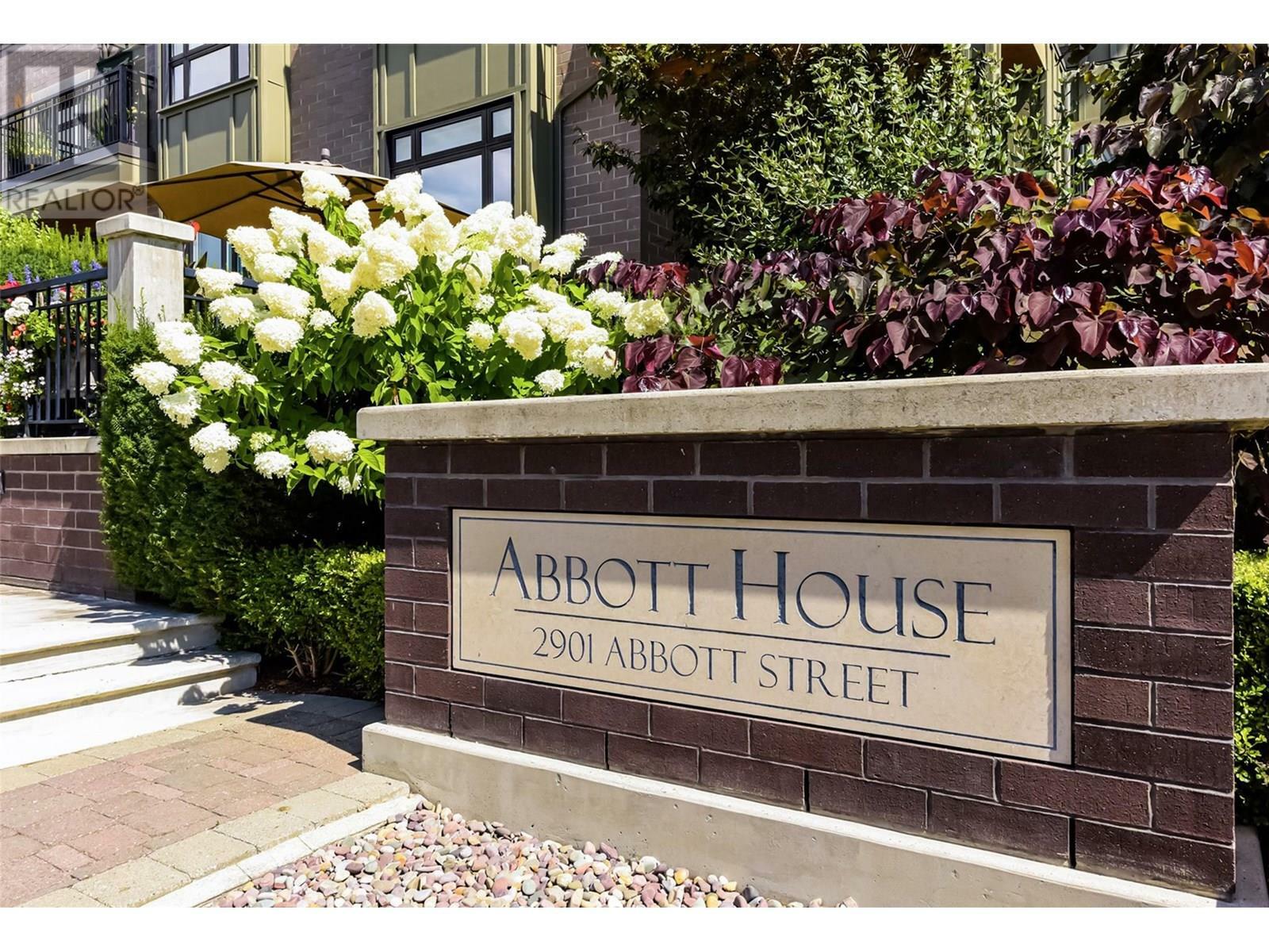 Property Photo: 2901 Abbott Street 302 BC V1Y 1G7